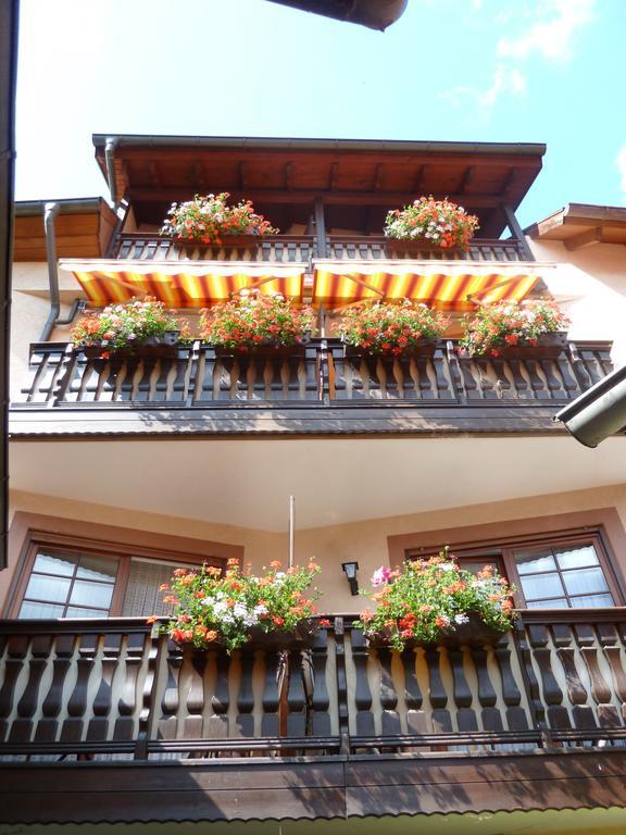 Gasthaus Zum Hirschen Staufen im Breisgau Bagian luar foto