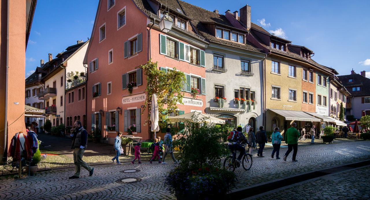 Gasthaus Zum Hirschen Staufen im Breisgau Bagian luar foto